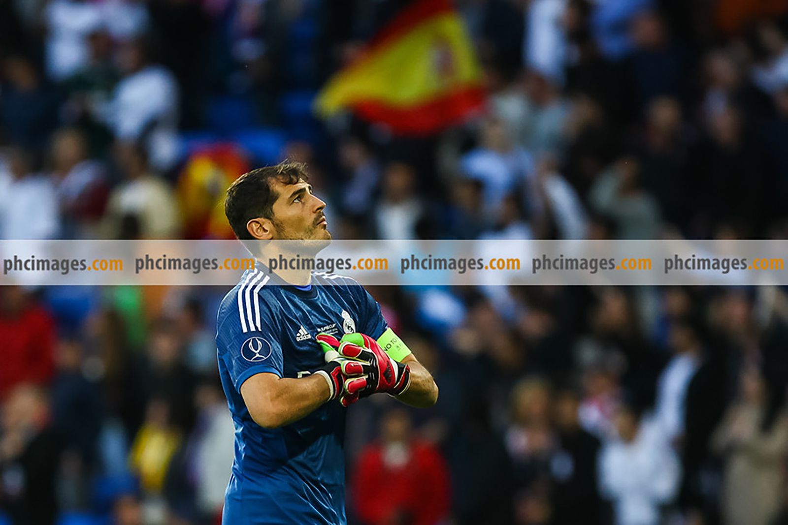 Iker Casillas ‘celebrates’ Madrid’s first goal