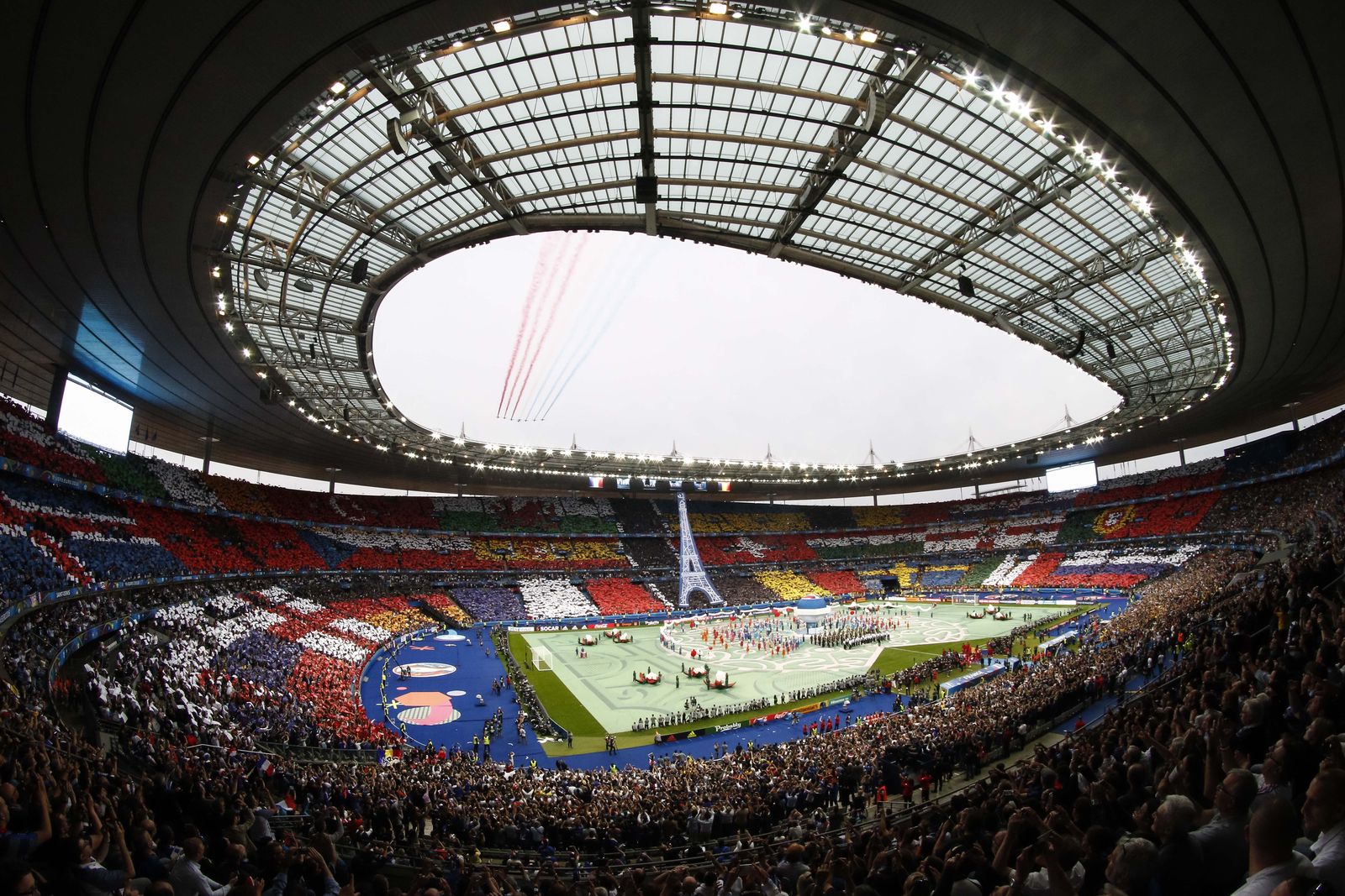 Euro 2016 opening ceremony at Stade de France. (8.5mm, ISO1600, 1/200th, f8)