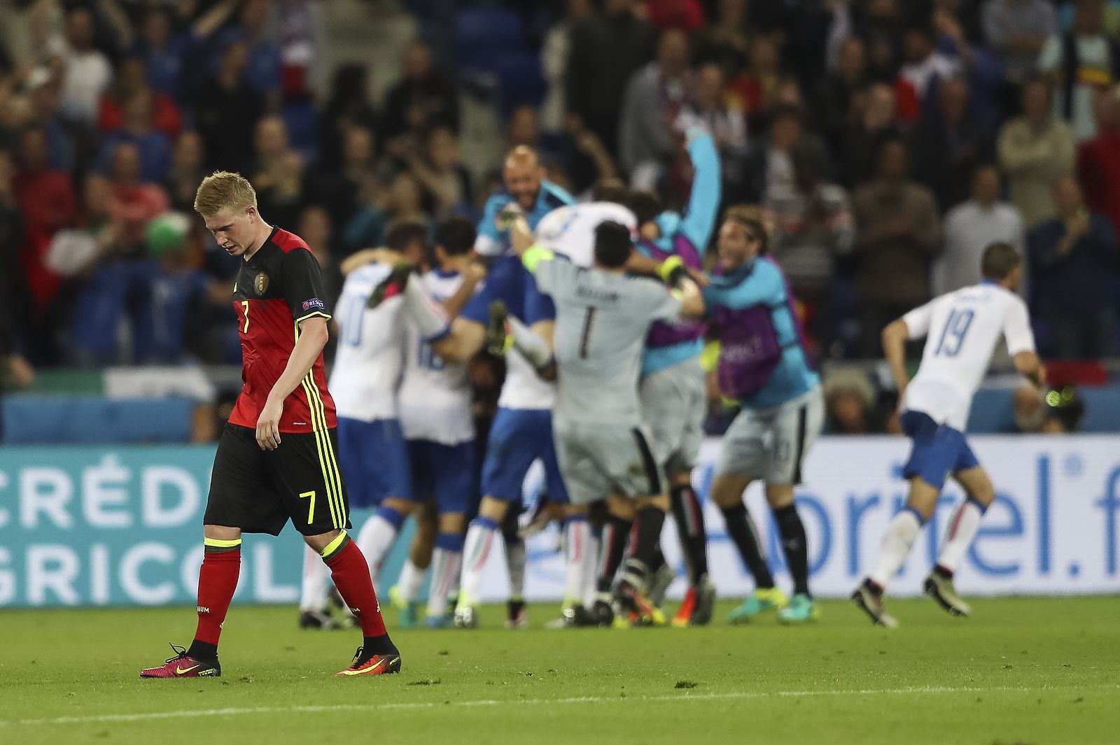 Kevin De Bruyne of Belgium looks dejected after his side concede their second goal