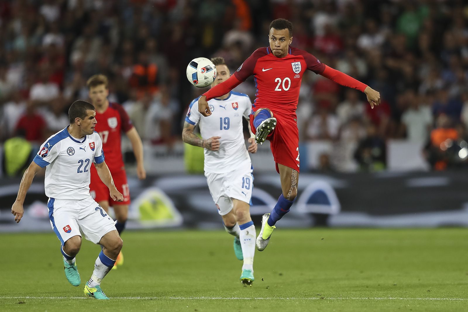 Dele Alli plays a pass