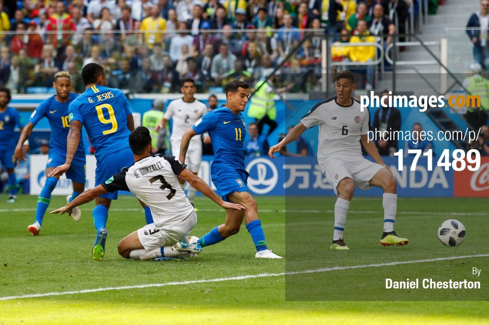 Philippe Coutinho pokes home to win the match for Brazil