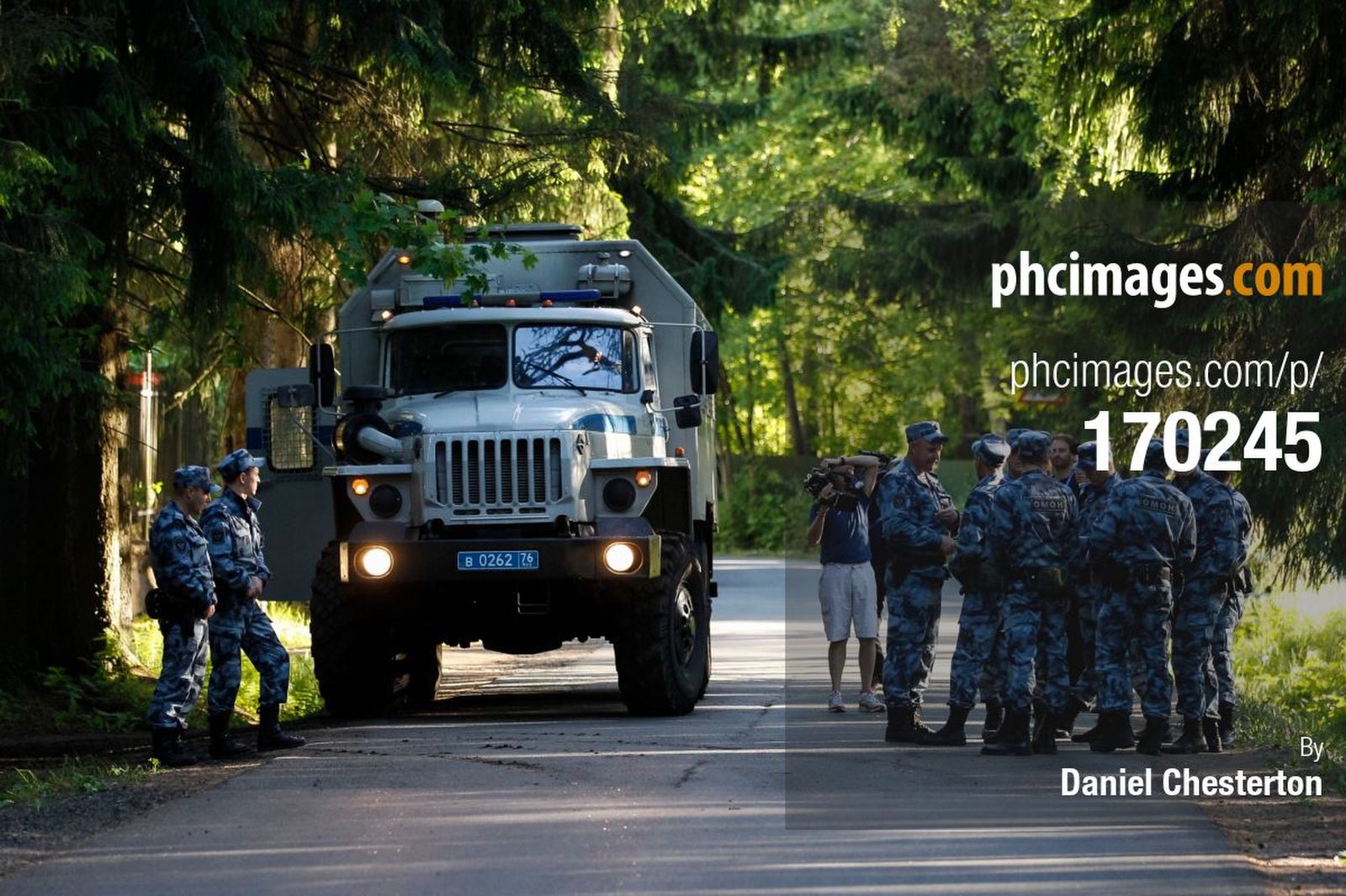 The army – or at least I think it is – wait for the England team too