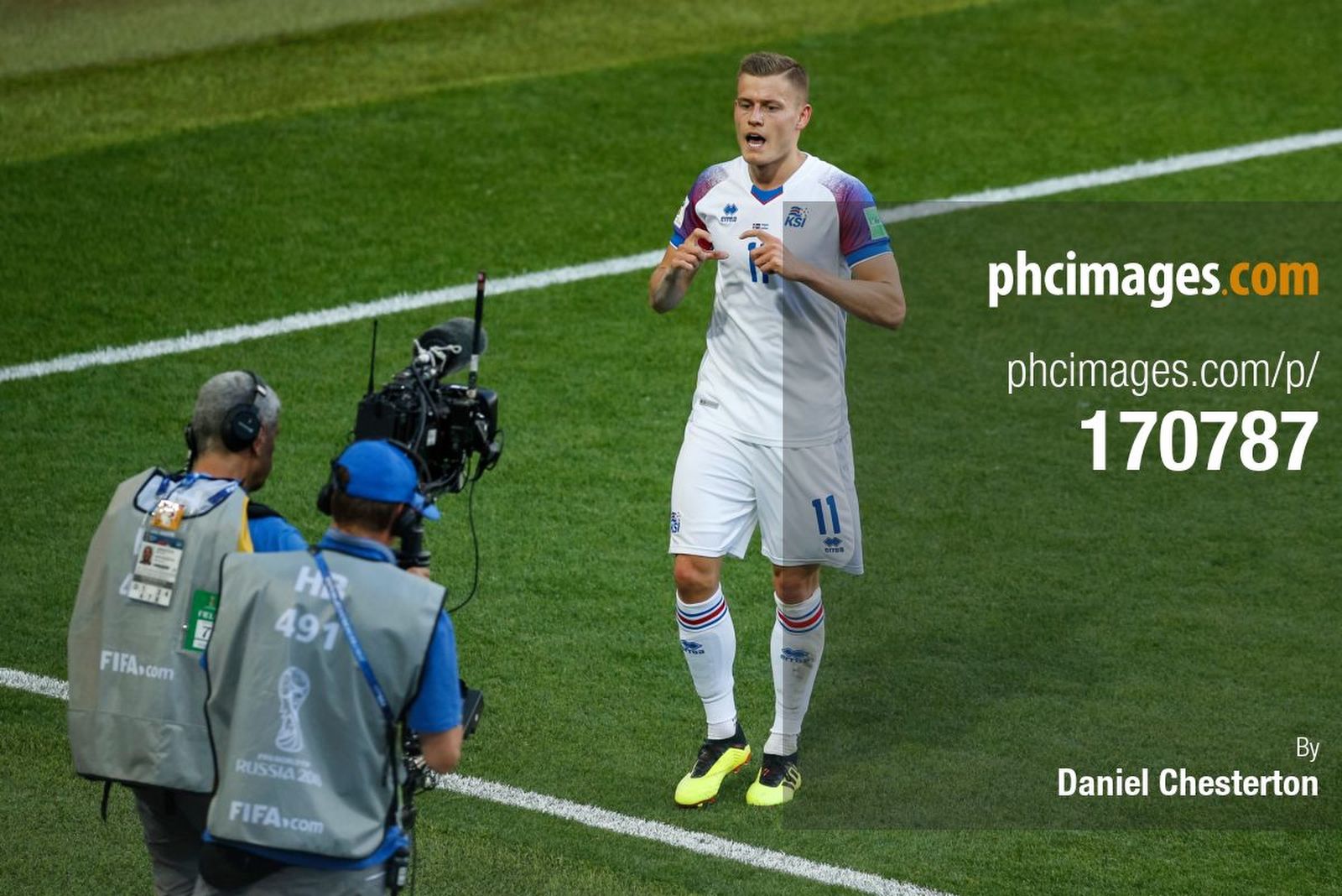 Finnbogason celebrates